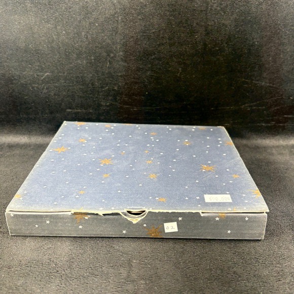 A. Holthe Norway Pewter Julen 2002 Christmas Plate "Lucia" 30th EditionBox - Picture 10 of 16